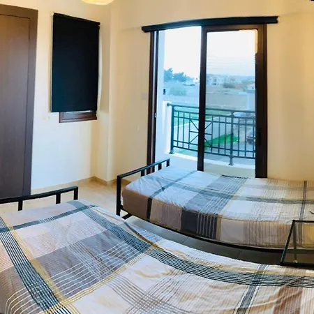 Pervolia Appartment *