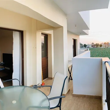 Pervolia Appartment *
